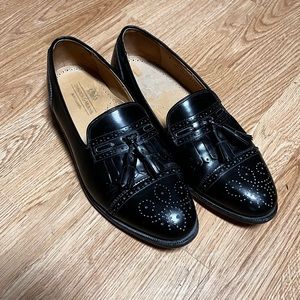 Johnston and Murphy dress shoes